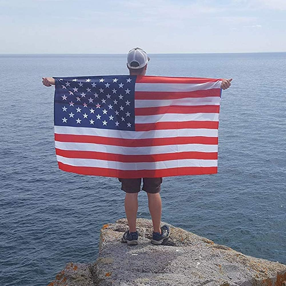 FUTUREPLUSX American Flag Cape, Wearable USA Flag Costume Outfit with Sleeves Classic Flag, 2 Differents Wearing Methods