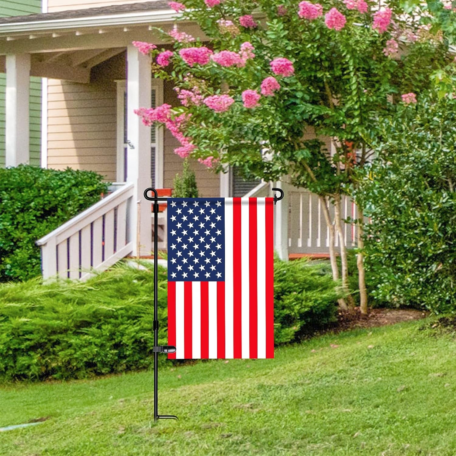 HOOSUN 20 Pack Garden Flag Clips and Stoppers,Tiger Clips for Garden Flag Holders,Garden Flag Rubber Stoppers,Garden Flag Holder Clips for Small Flags,Garden Flag Accessories Decorative Flag Holder