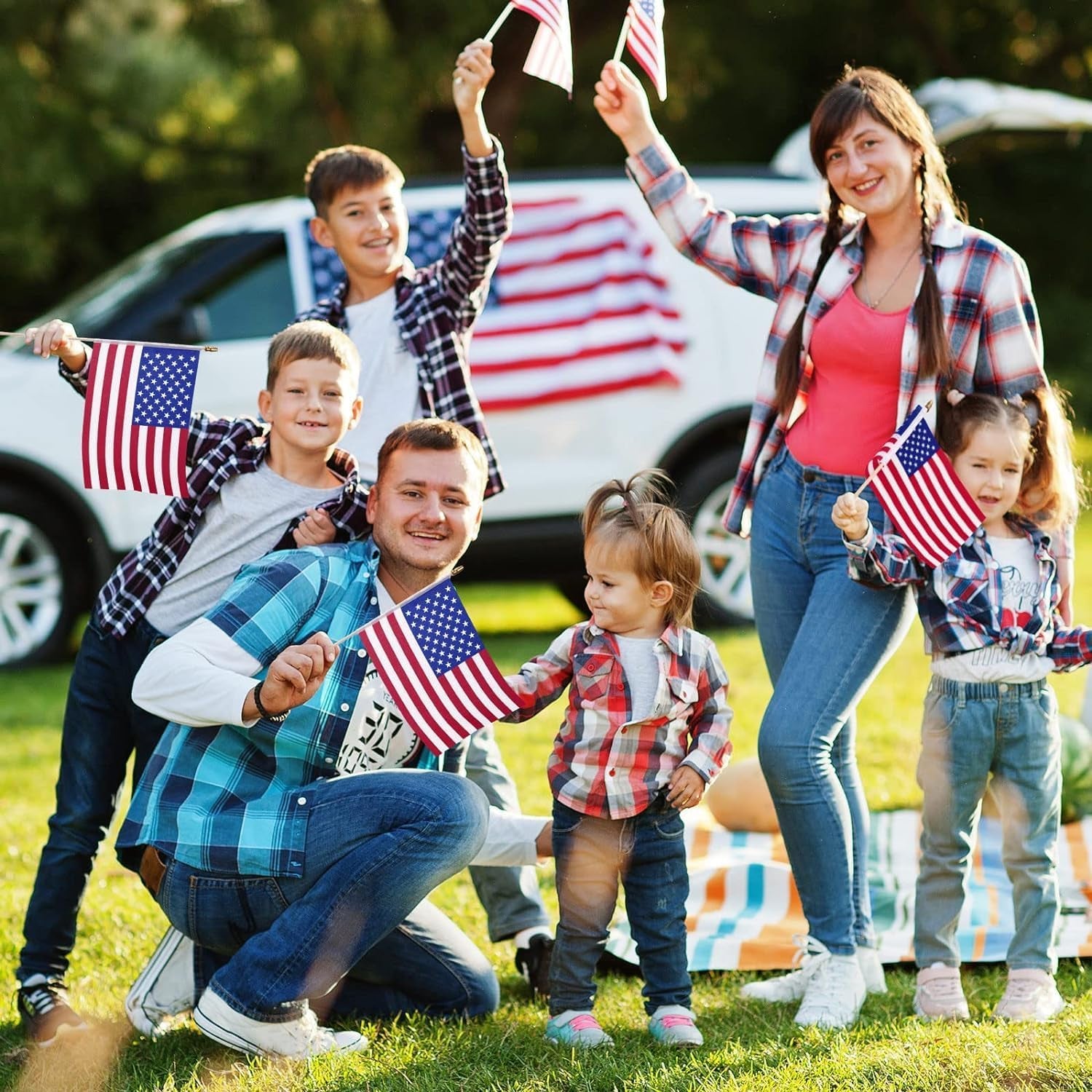 100 Pack 8X12 Inch American Flags on Stick, USA Wood Stick Flags with Kid-Safe Spear Top, American Flags for Outside, Veterans Day Decorations, Memorial Day Decorations, 4Th of July Decorations